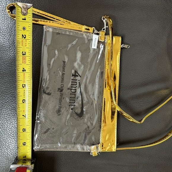 Clear zippered bag with wristlet and shoulder straps. Great stadium bag! - Picture 1 of 3